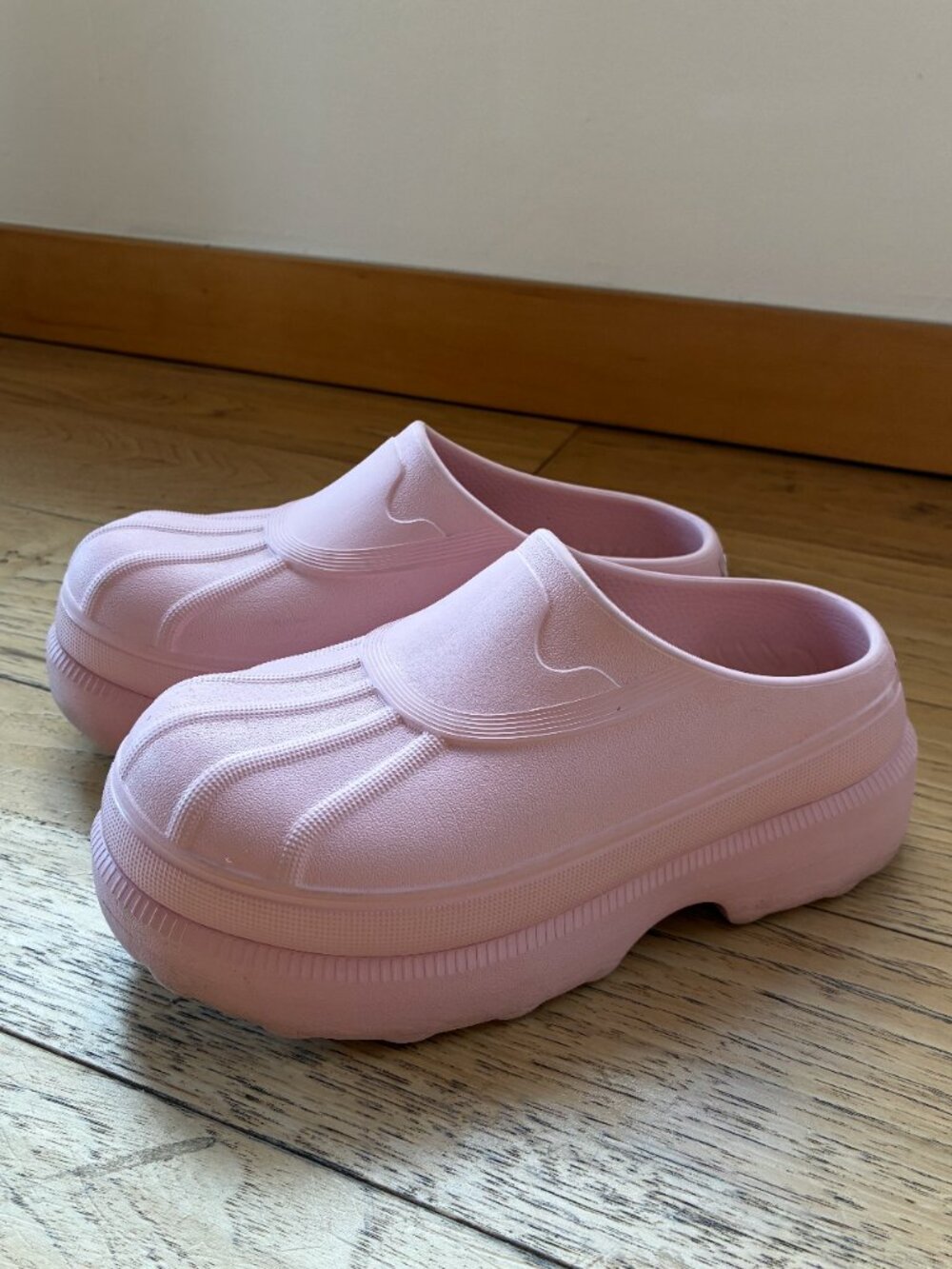Sorel Caribou Clog (light pink)